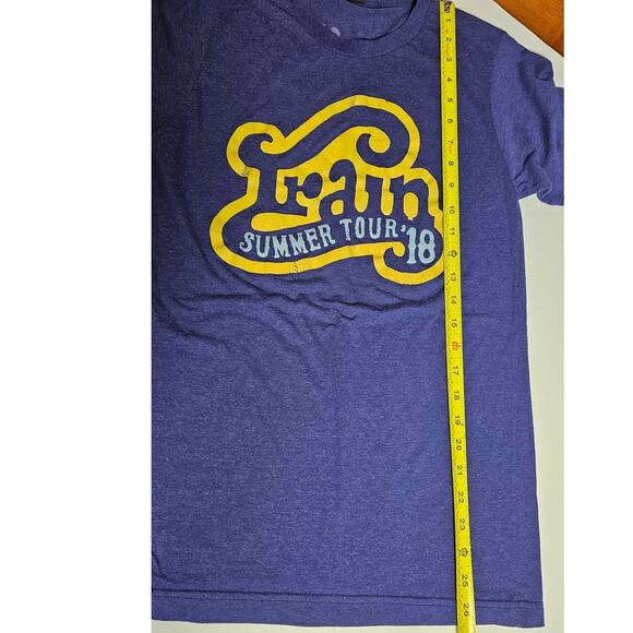 Womens Small Train Summer Concert Tour T Shirt 2018 Blue Yellow - Picture 1 of 5